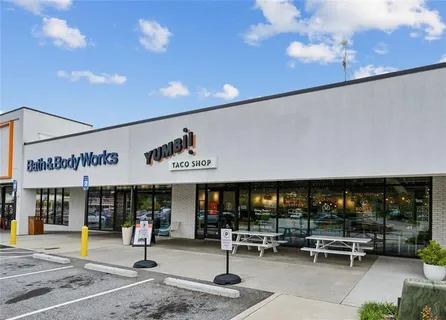 $699,900 | 2090 Emmet Park Lane, Unit 425, Decatur, GA 30033