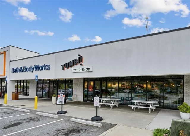 $699,900 | 2090 Emmet Park Lane, Unit 425, Decatur, GA 30033