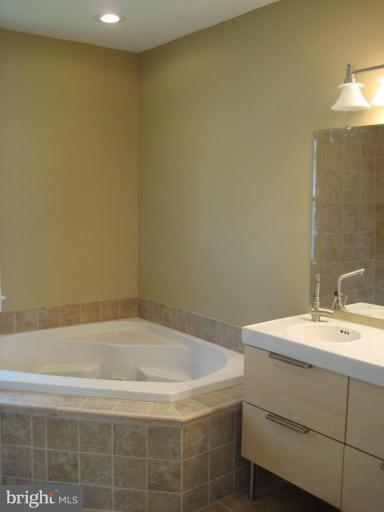 3603 Cedardale Road Baltimore, MD 21215 - Photo 8 of 12 Master Bath