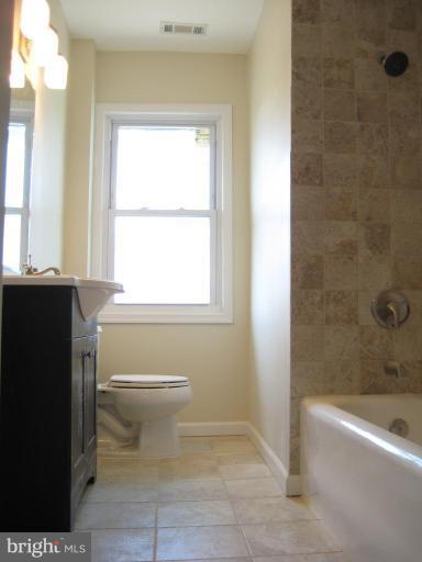 3603 Cedardale Road Baltimore, MD 21215 - Photo 9 of 12 Bath #1