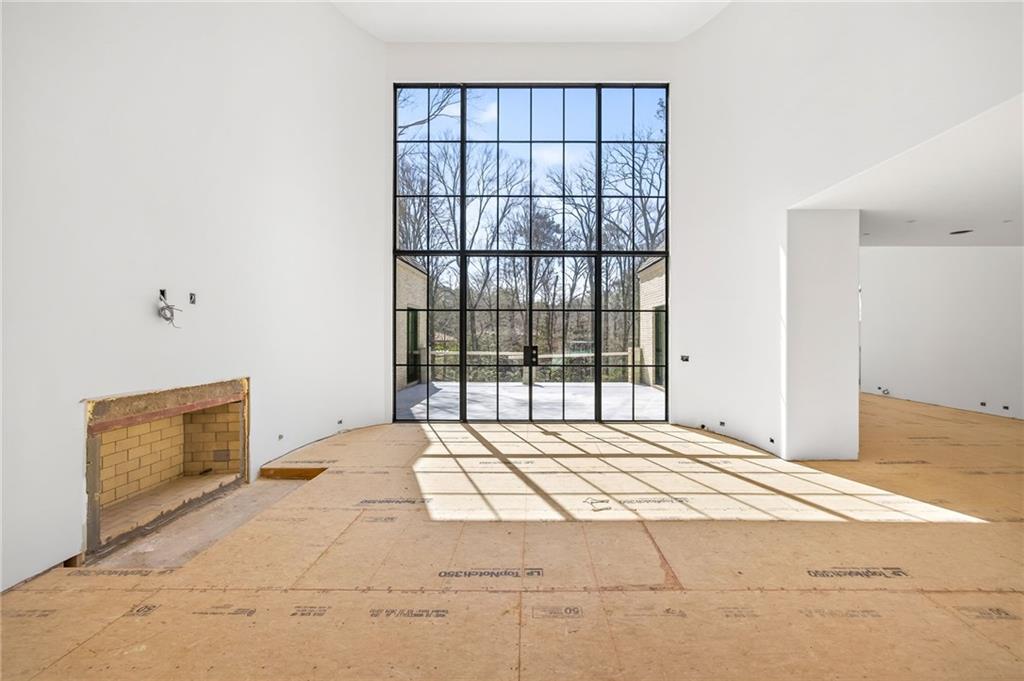 312 Blackland Road Northwest Atlanta, GA 30342 - Photo 4 of 58