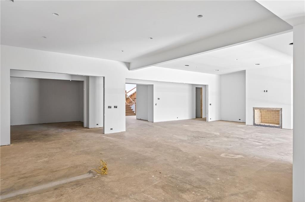 312 Blackland Road Northwest Atlanta, GA 30342 - Photo 41 of 58