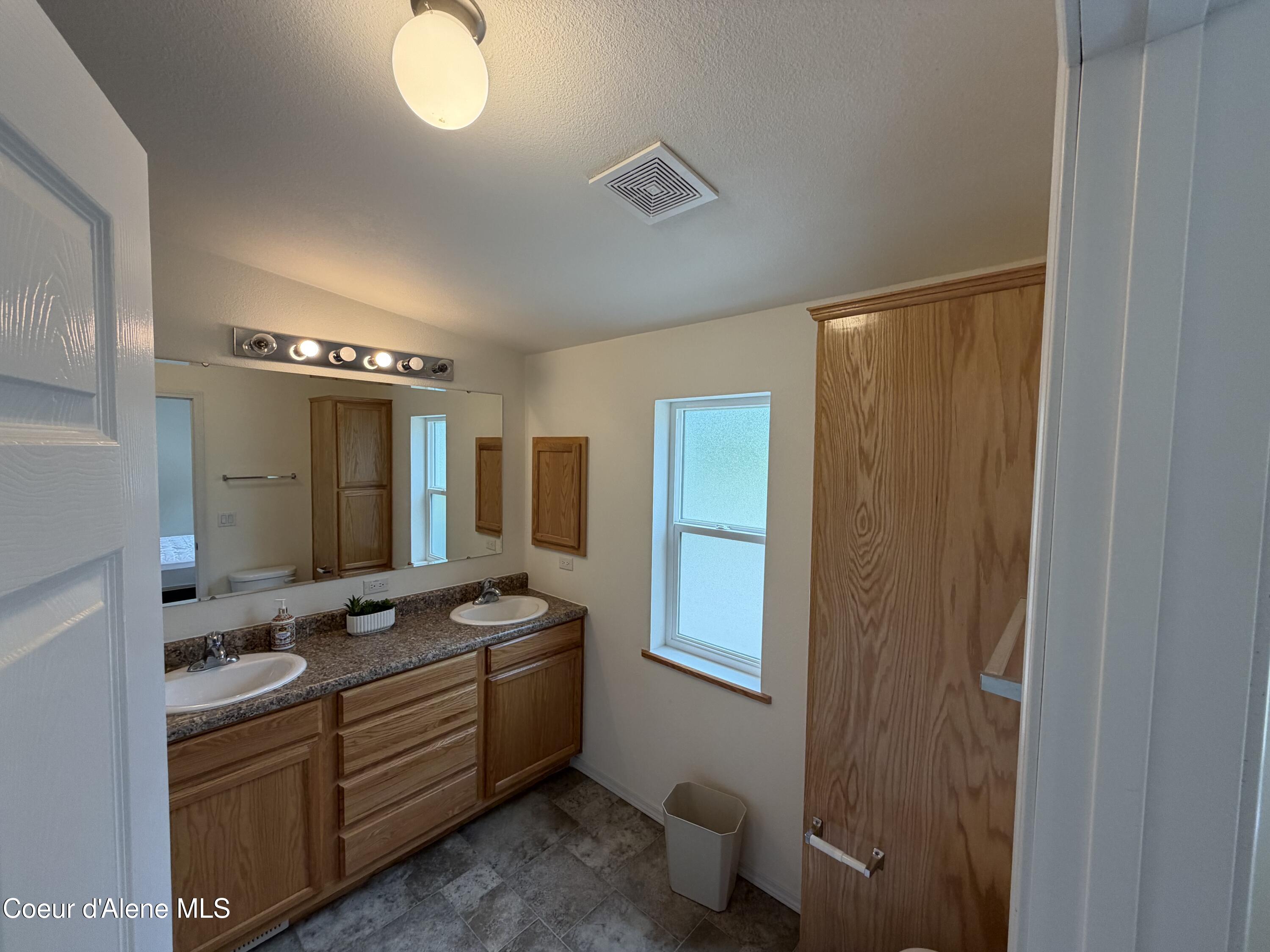 12572 East Parks Road Athol, ID 83801 - Photo 43 of 62 IMG_2526 (1)