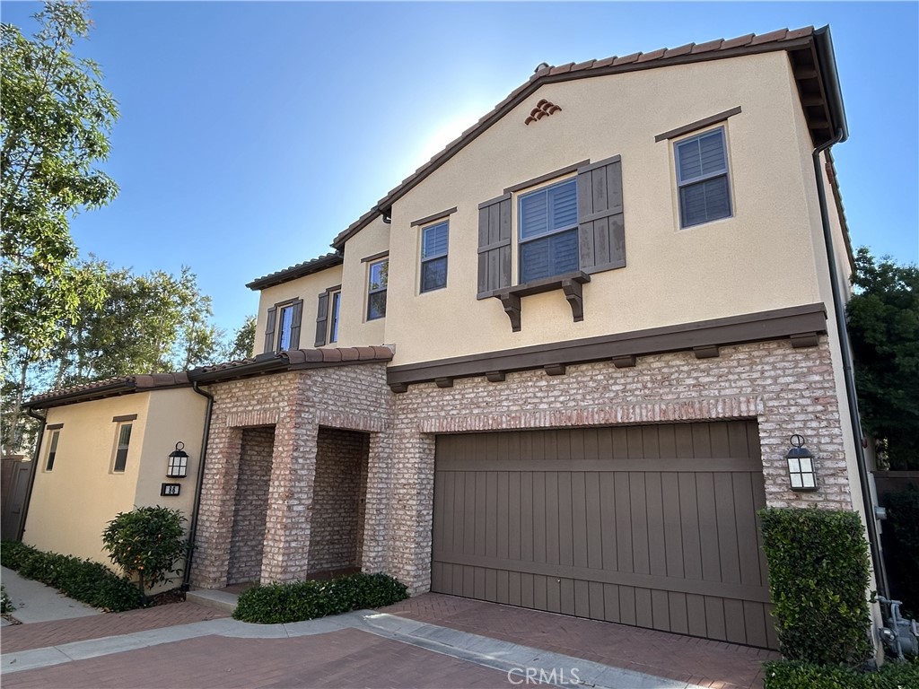 86 Meander Irvine, CA 92620 - Photo 1 of 33