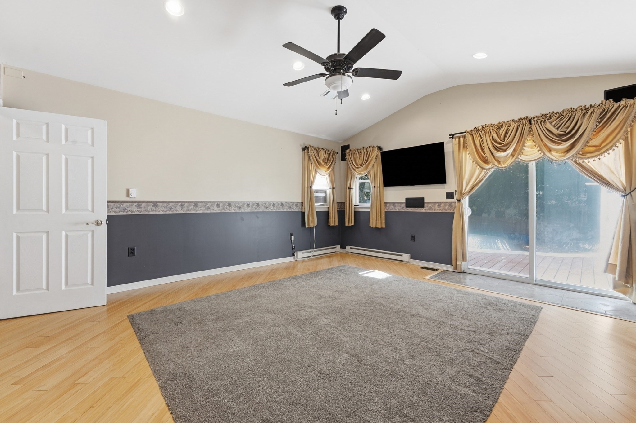 66 Barrison Street Springfield, MA 01109 - Photo 16 of 42 Gallery Image 16