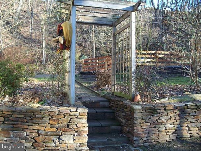 530 Frogtown Road Pequea, PA 17565 - Photo 8 of 12 Gallery Image 8