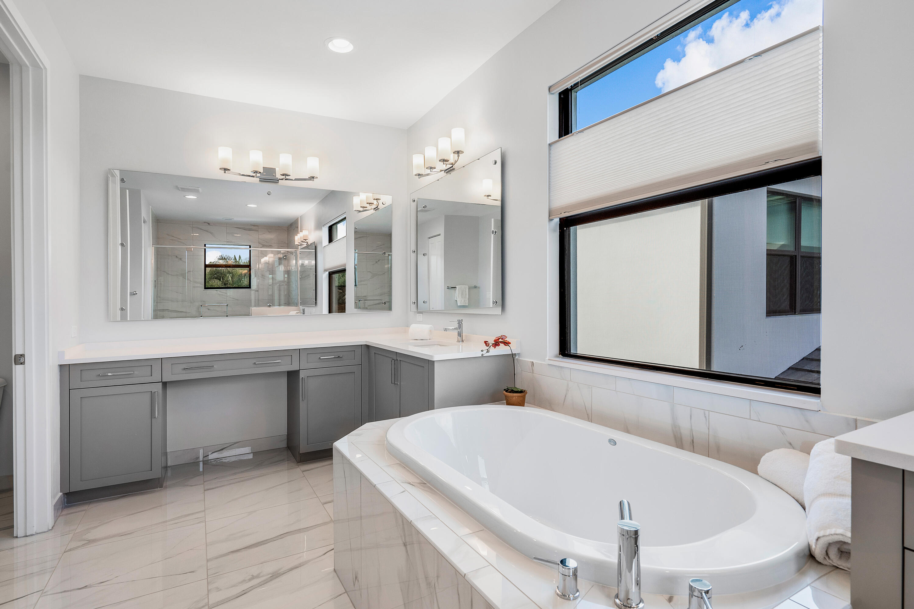 17528 Rainstream Road Boca Raton, FL 33496 - Photo 25 of 51 Owner's Bathroom