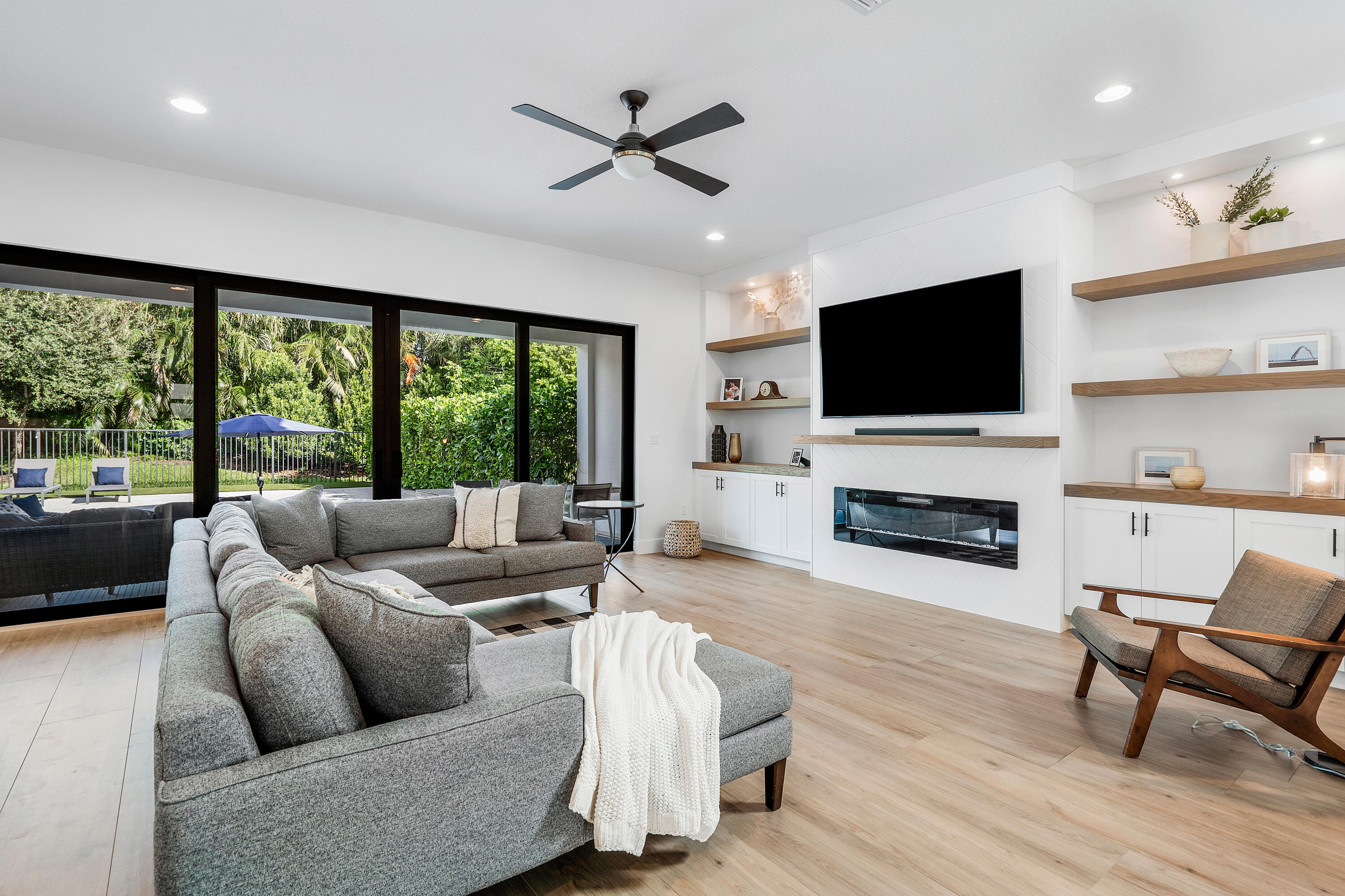 17528 Rainstream Road Boca Raton, FL 33496 - Photo 7 of 51 Family Room