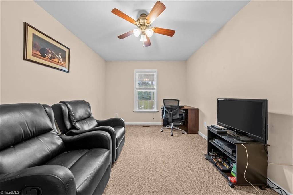 2529 Danny Bell Road Asheboro, NC 27205 - Photo 20 of 43