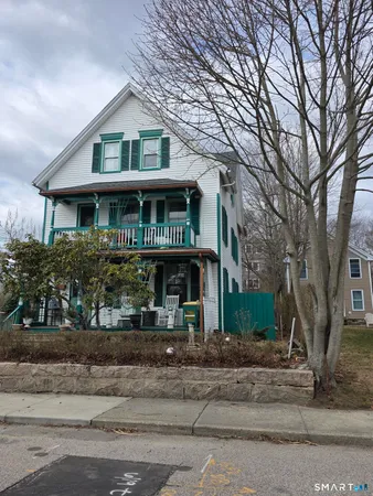 $1,900 | 22 Stillman Avenue, Stonington, CT 06379