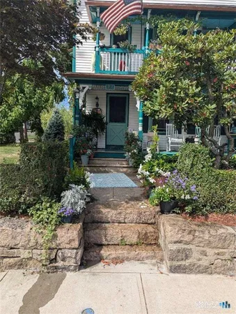 $1,900 | 22 Stillman Avenue, Stonington, CT 06379