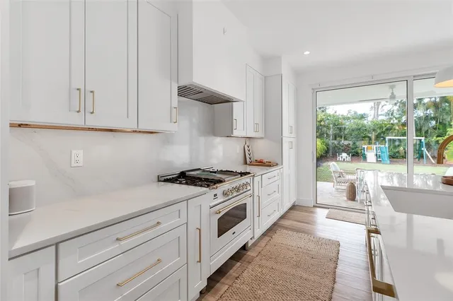 $2,750,000 | 1642 Arlington Street, Sarasota, FL 34239