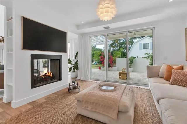 $2,750,000 | 1642 Arlington Street, Sarasota, FL 34239