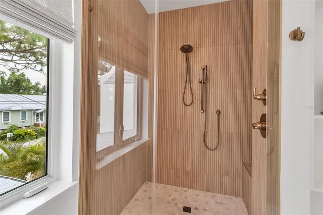 $2,750,000 | 1642 Arlington Street, Sarasota, FL 34239