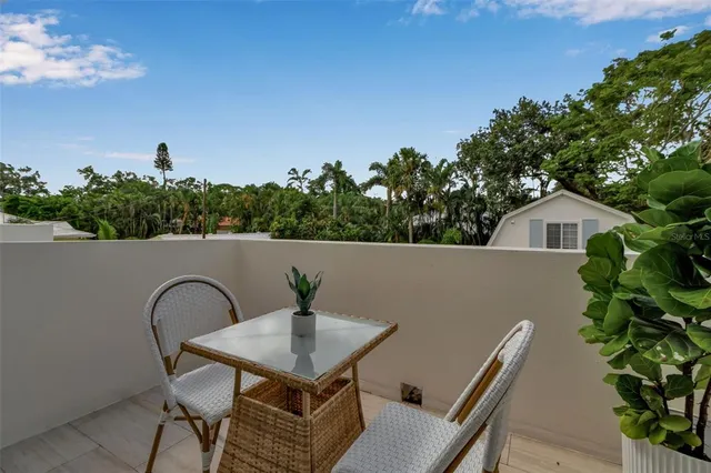 $2,750,000 | 1642 Arlington Street, Sarasota, FL 34239