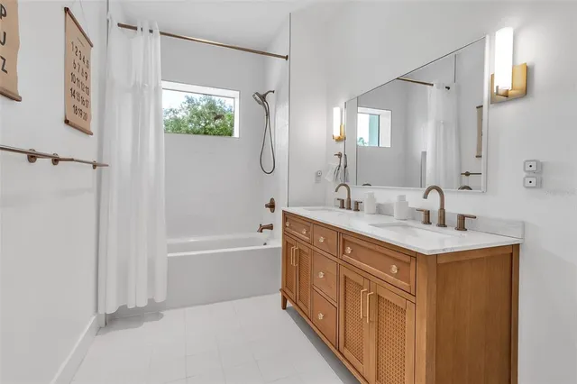 $2,750,000 | 1642 Arlington Street, Sarasota, FL 34239