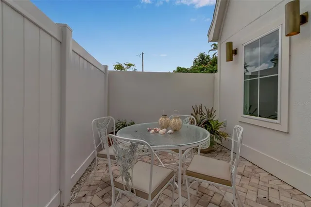 $2,750,000 | 1642 Arlington Street, Sarasota, FL 34239