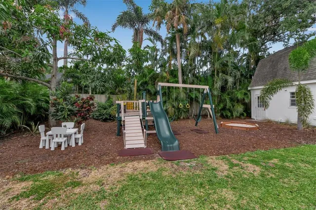 $2,750,000 | 1642 Arlington Street, Sarasota, FL 34239