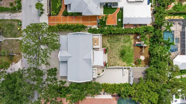 $2,750,000 | 1642 Arlington Street, Sarasota, FL 34239