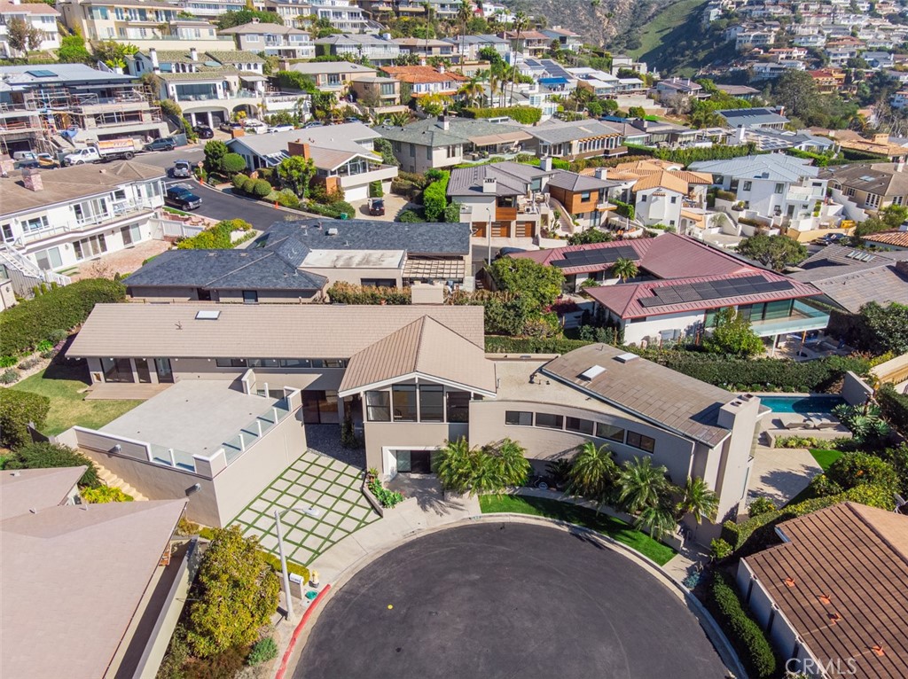 810 Emerald Bay Laguna Beach, CA 92651 - Photo 26 of 28 an aerial view of multiple houses with yard
