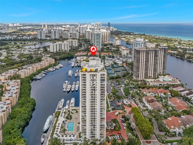 $1,250,000 | 19500 Turnberry Way, Unit 7D, Aventura, FL 33180