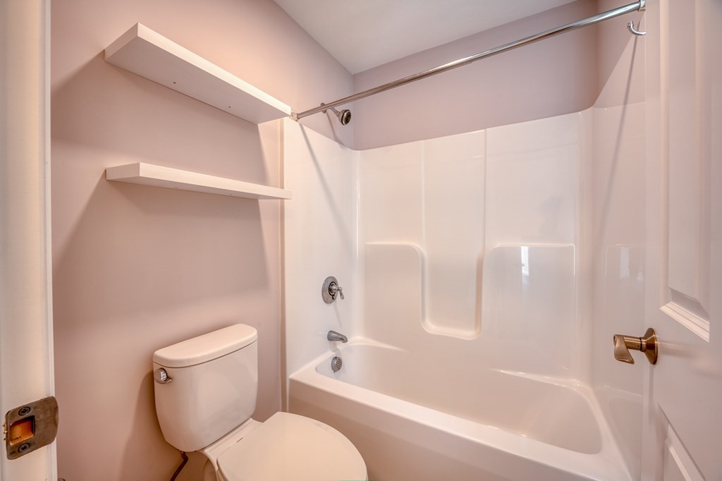 4 Point Road, Unit 2 Shrewsbury, MA 01545 - Photo 20 of 39