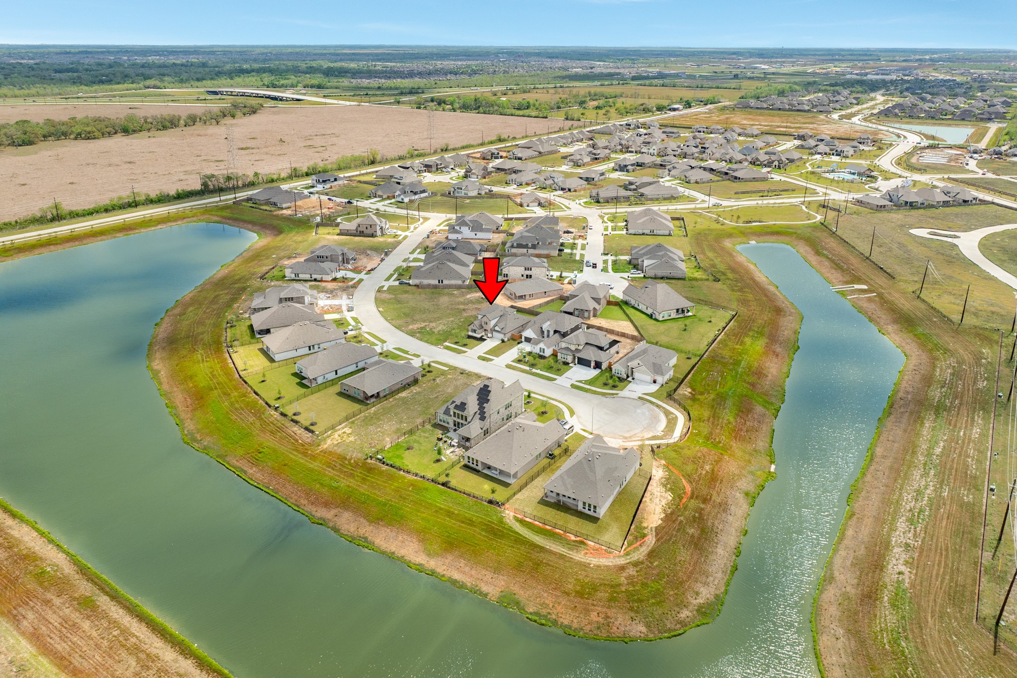 2618 Jasper Oaks Drive Rosharon, TX 77583 - Photo 42 of 43 a view of a swimming pool with an ocean view