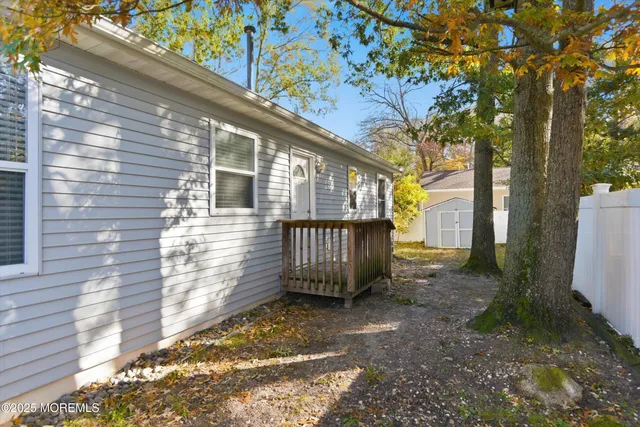 $325,000 | 833 Rodgers Street, Lanoka Harbor, NJ 08734