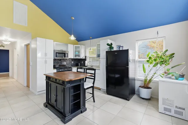 $325,000 | 833 Rodgers Street, Lanoka Harbor, NJ 08734