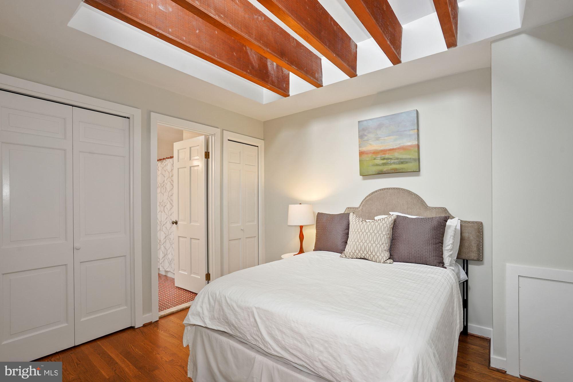 2425 Tunlaw Road Northwest Washington, DC 20007 - Photo 19 of 40 Gallery Image 19