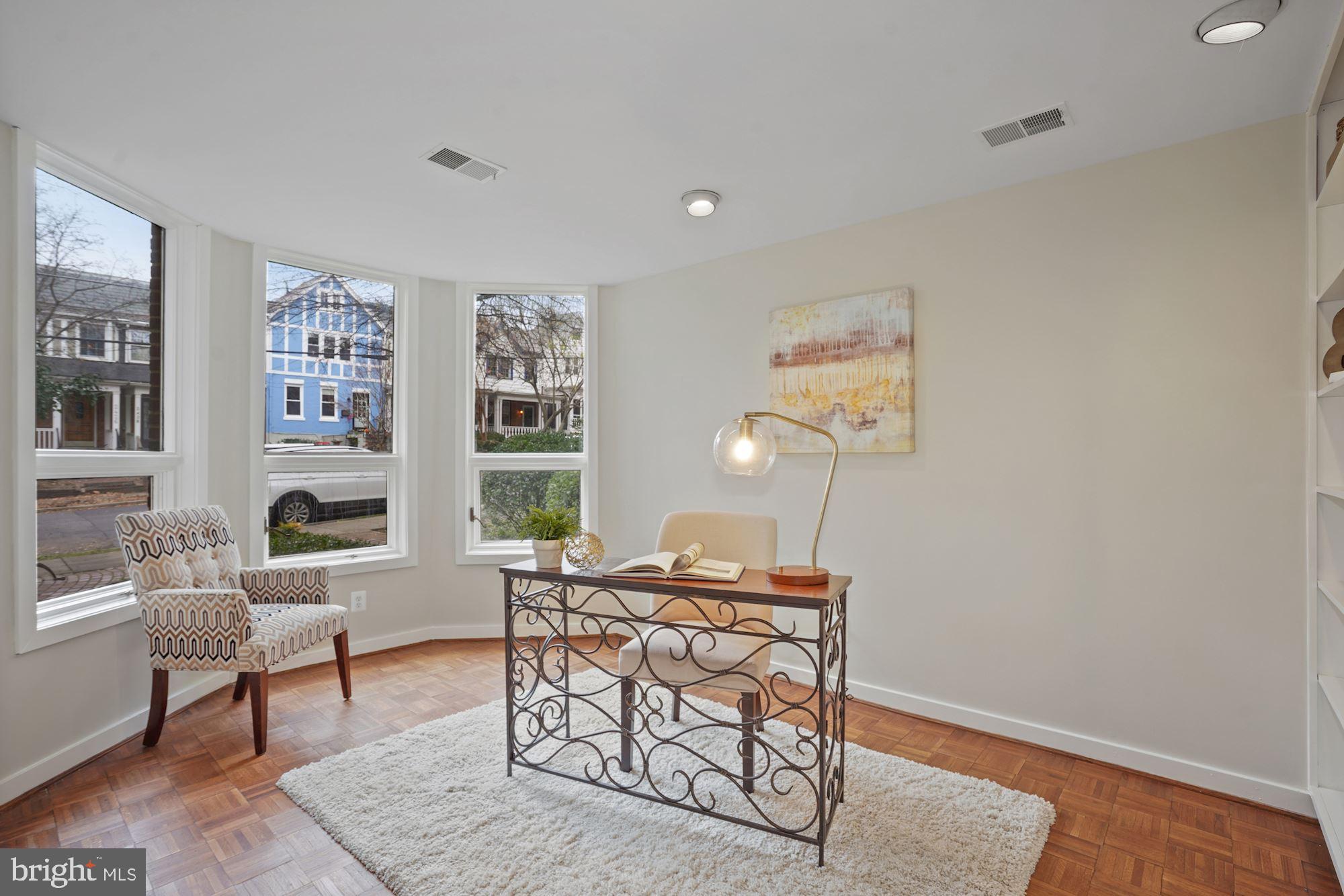 2425 Tunlaw Road Northwest Washington, DC 20007 - Photo 20 of 40 Gallery Image 20