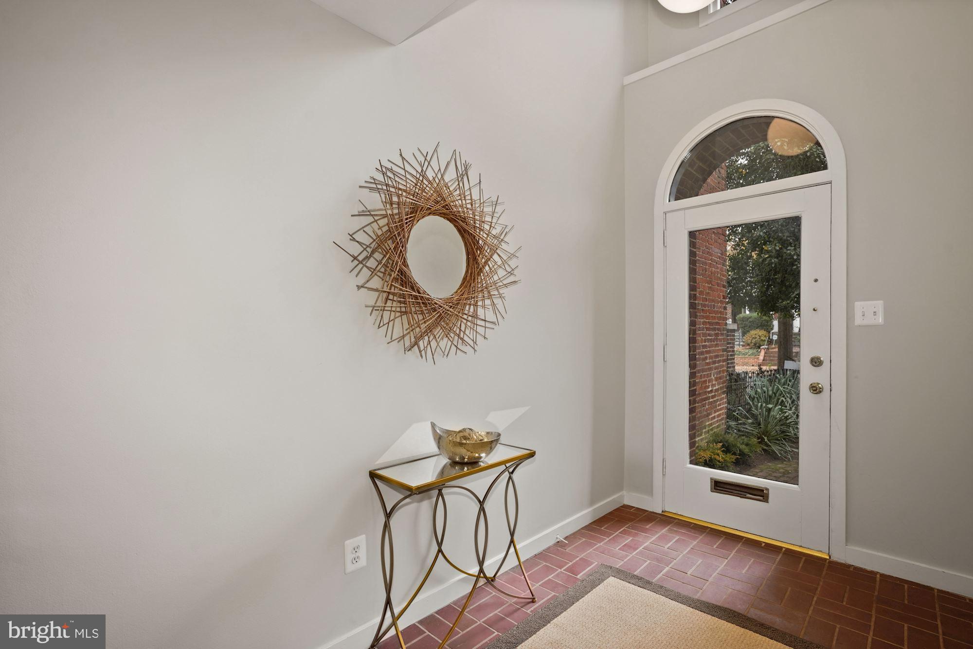 2425 Tunlaw Road Northwest Washington, DC 20007 - Photo 3 of 40 Gallery Image 3
