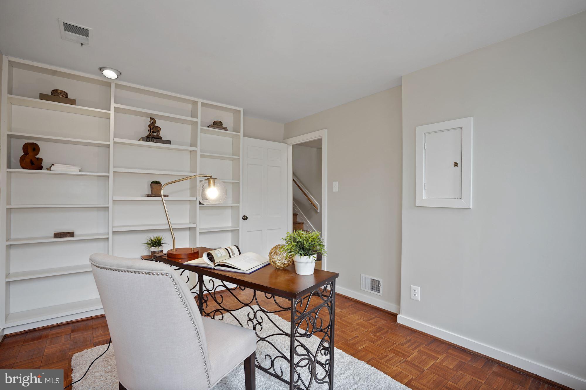 2425 Tunlaw Road Northwest Washington, DC 20007 - Photo 21 of 40 Gallery Image 21