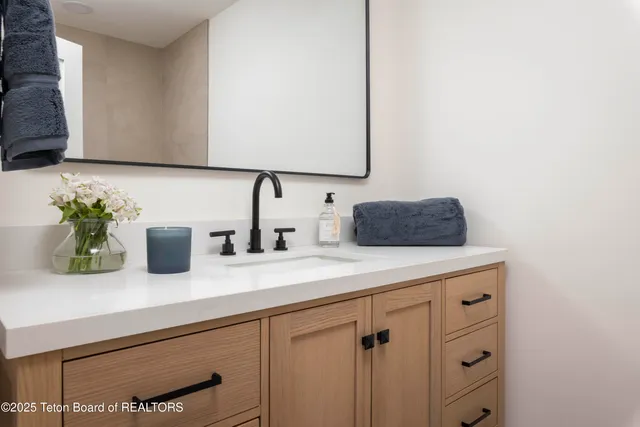 $1,850,000 | 820 Powderhorn Lane, Unit C, Jackson, WY 83001