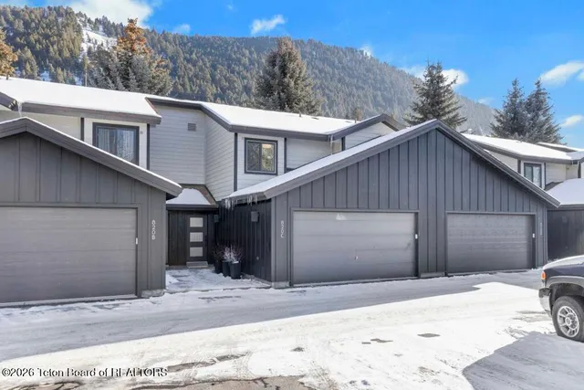 $1,850,000 | 820 Powderhorn Lane, Unit C, Jackson, WY 83001