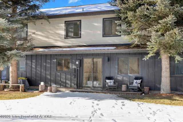 $1,850,000 | 820 Powderhorn Lane, Unit C, Jackson, WY 83001