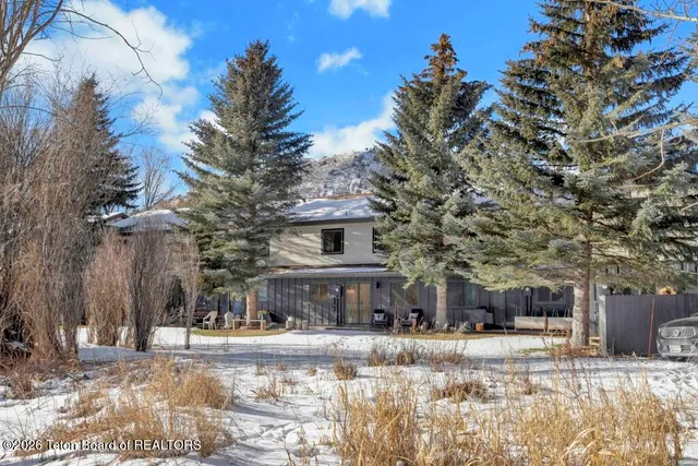 $1,850,000 | 820 Powderhorn Lane, Unit C, Jackson, WY 83001