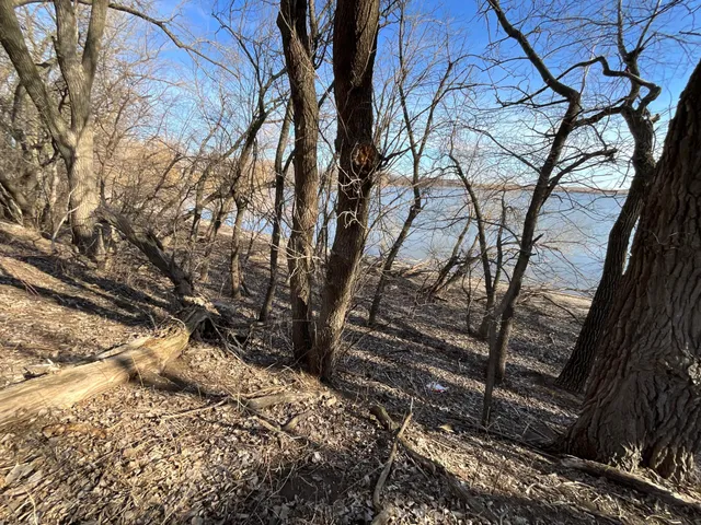 $150,000 | 10 Cottonwood Lake Drive, Windom, MN 56101