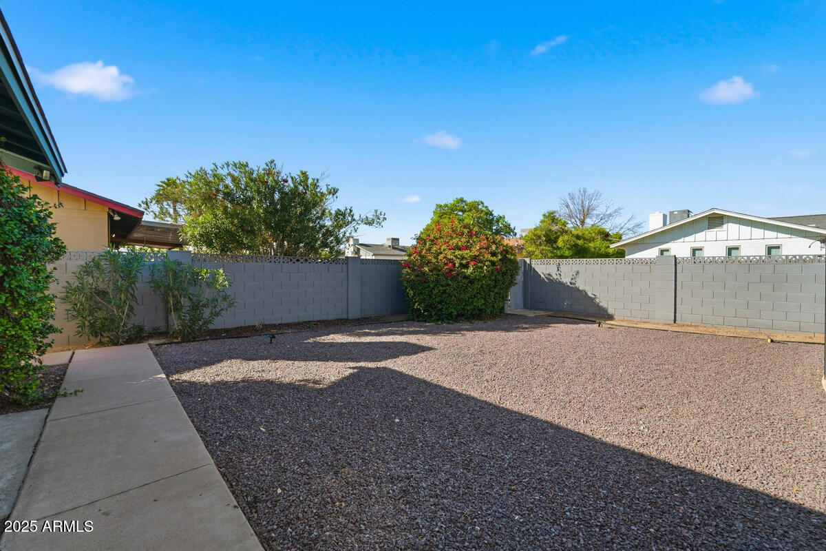 1644 East Broadmor Drive Tempe, AZ 85282 - Photo 41 of 49 a view of a back yard
