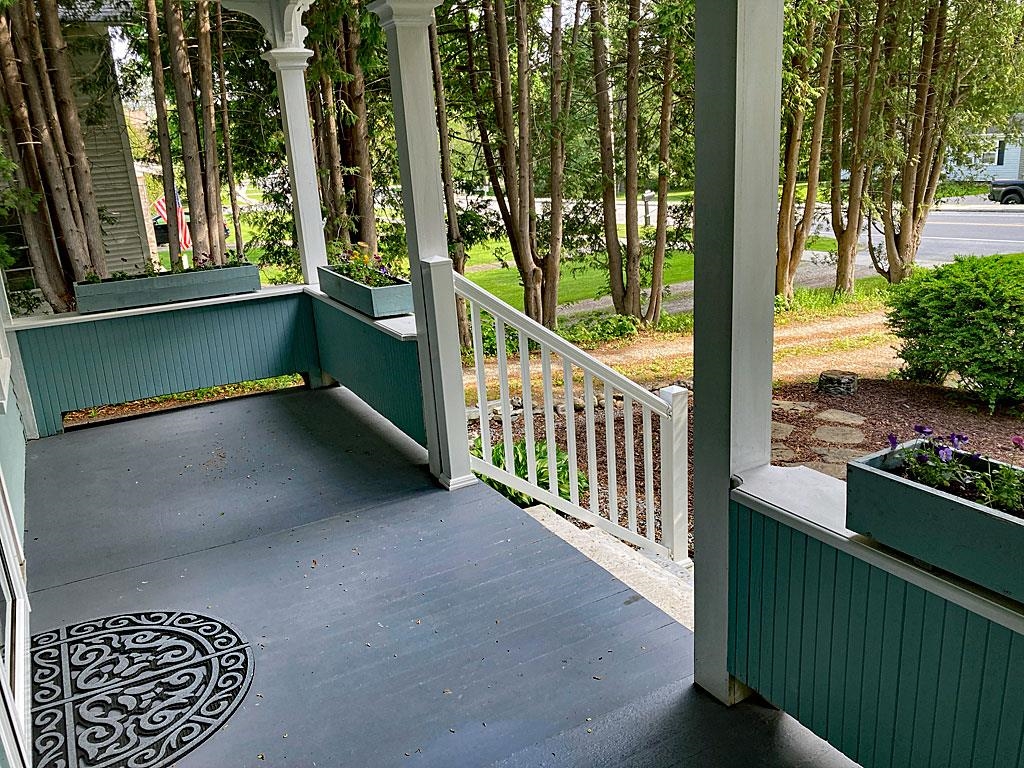482 Clarendon Avenue West Rutland, VT 05777 - Photo 5 of 45