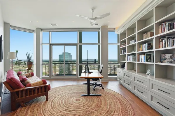 $20,000 | 500 Throckmorton Street, Unit 3601, Fort Worth, TX 76102