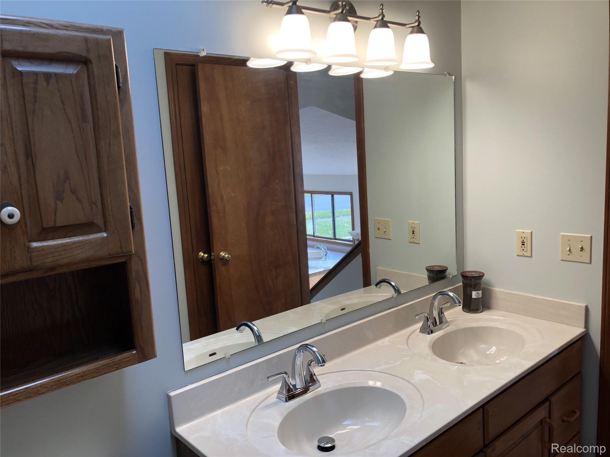 1245 Calumet Road Dewitt, MI 48820 - Photo 13 of 17 13.jpg