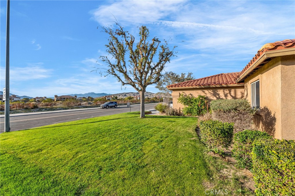 30940 Robert Road Thousand Palms, CA 92276 - Photo 5 of 49