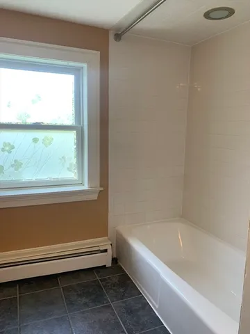 $4,400 | 10 Salem St Avenue, Unit 2, Boston, MA 02129