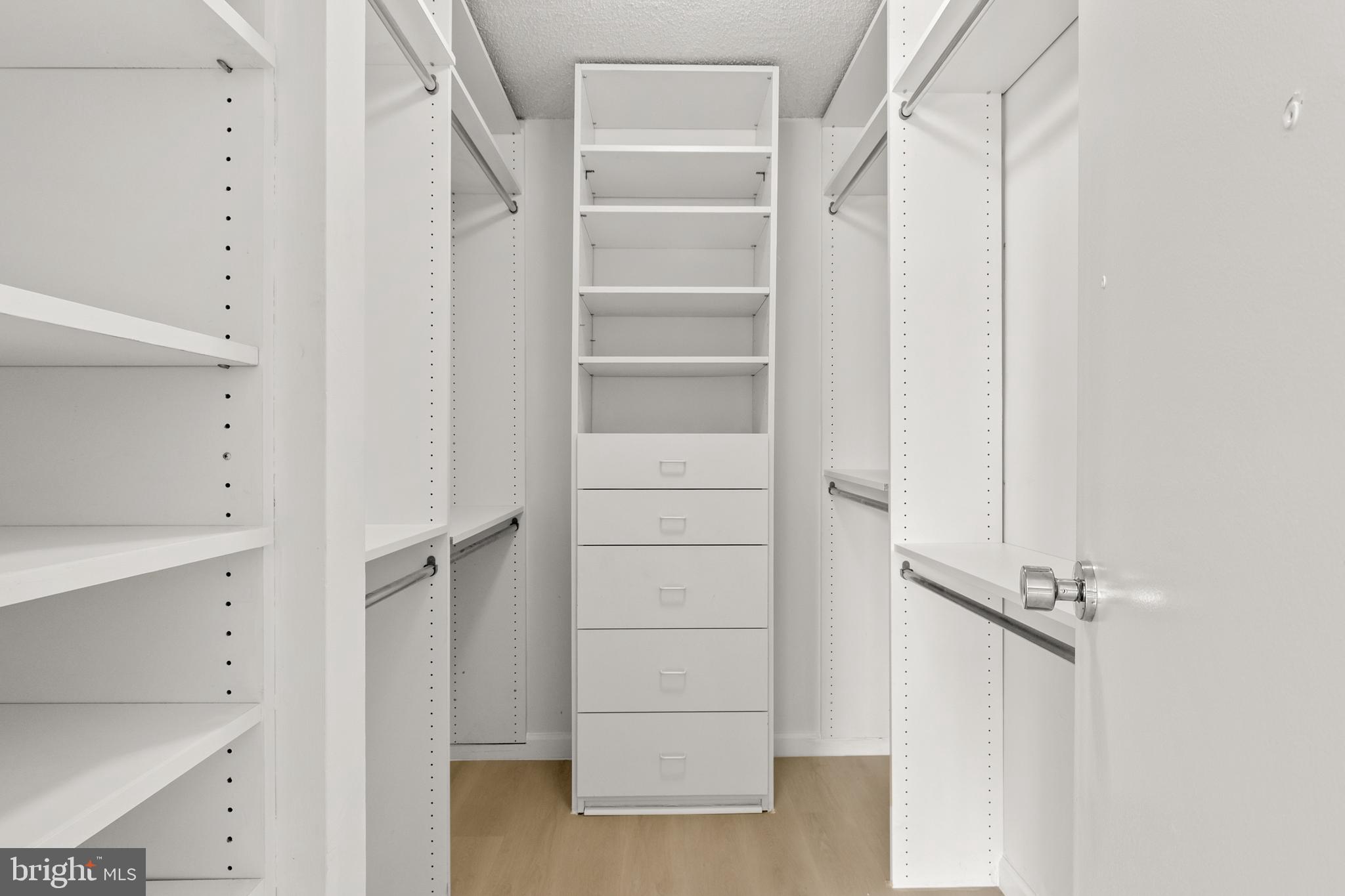 6800 Fleetwood Road, Unit 806 McLean, VA 22101 - Photo 19 of 29