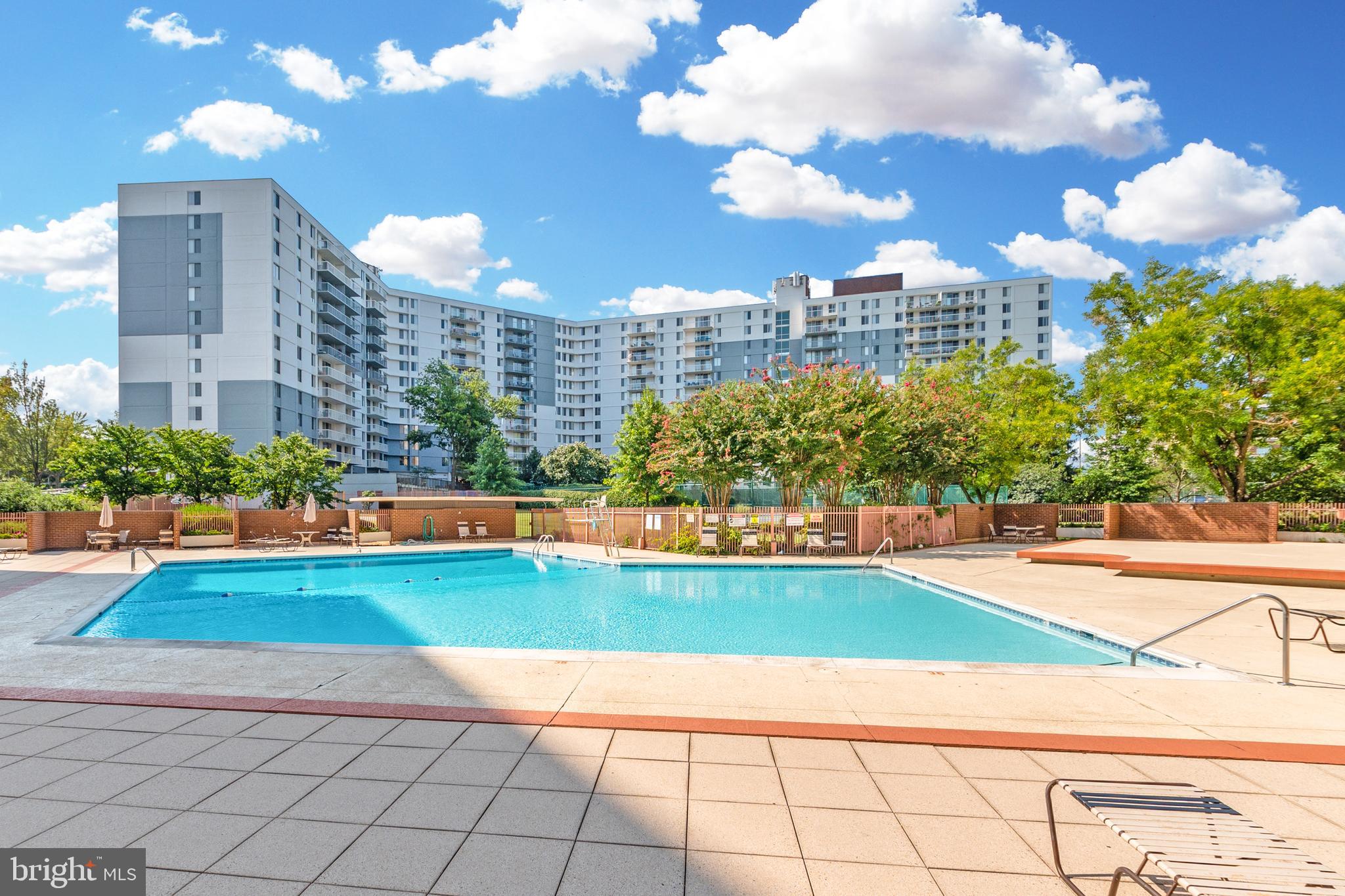 6800 Fleetwood Road, Unit 806 McLean, VA 22101 - Photo 9 of 29