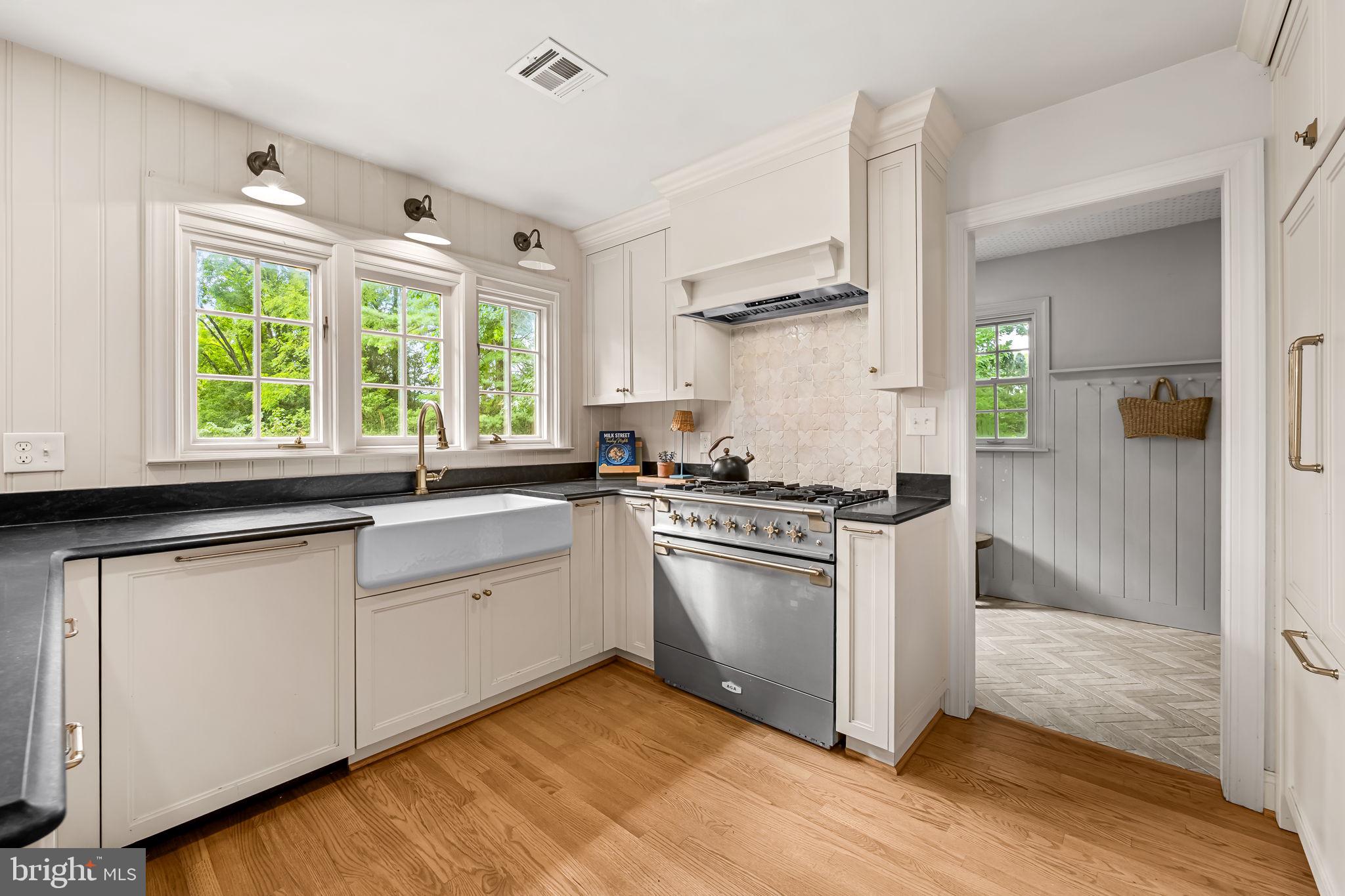 727 Old Belfast Road Sparks, MD 21152 - Photo 13 of 55 Kitchen