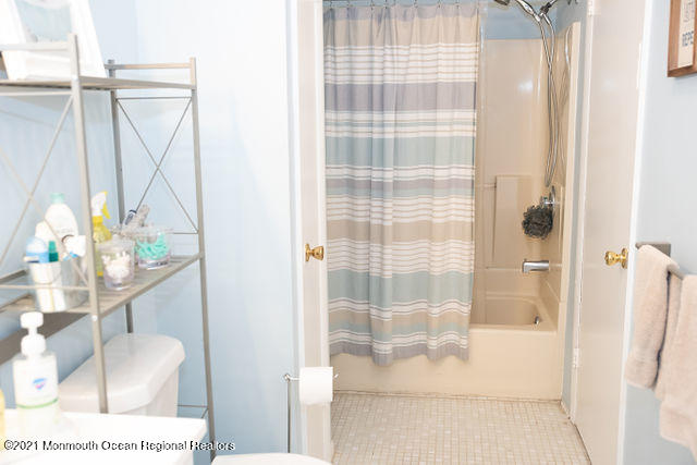 501 Harding Road, Unit 7 Freehold, NJ 07728 - Photo 11 of 14 1e34944833936712bec69502757d024f-large