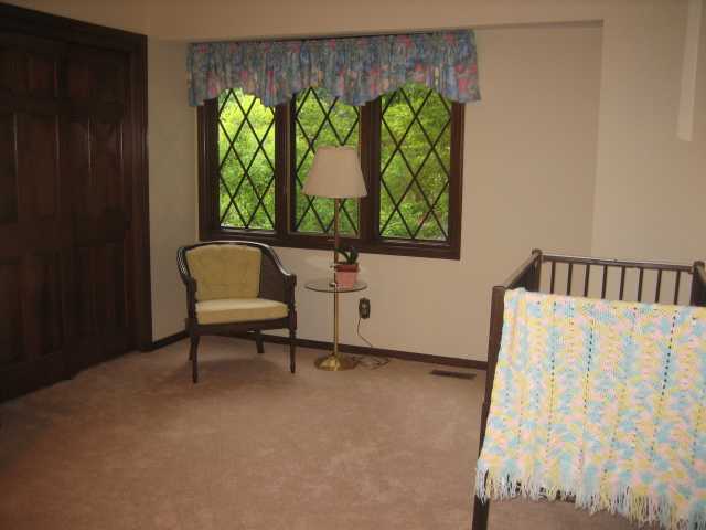 4041 Longhill Road Columbus, OH 43220 - Photo 14 of 18