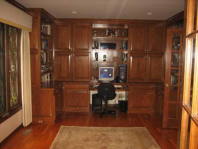 4041 Longhill Road Columbus, OH 43220 - Photo 7 of 18